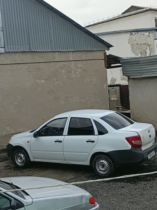 Лада 2190 сатылады