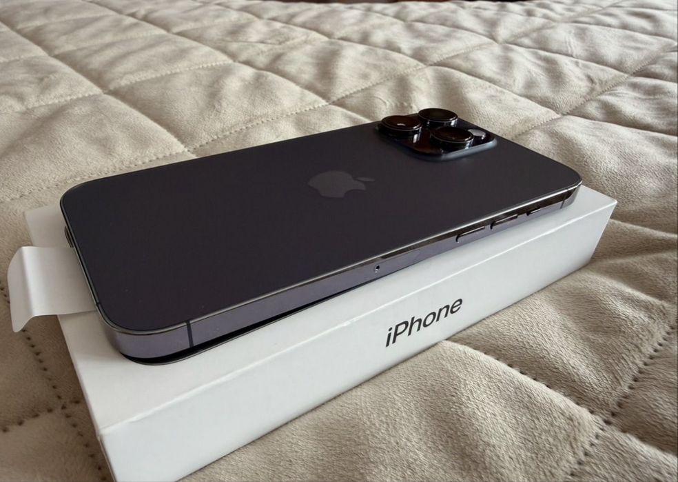 iPhone 14 pro max 256 purple