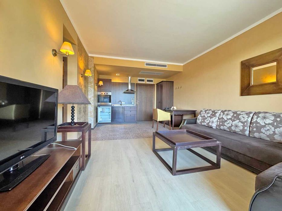 Продава се Двустаен апартамент в к.к. Слънчев бряг - 73 кв.м за 1274 €/кв.м - Снимка #1