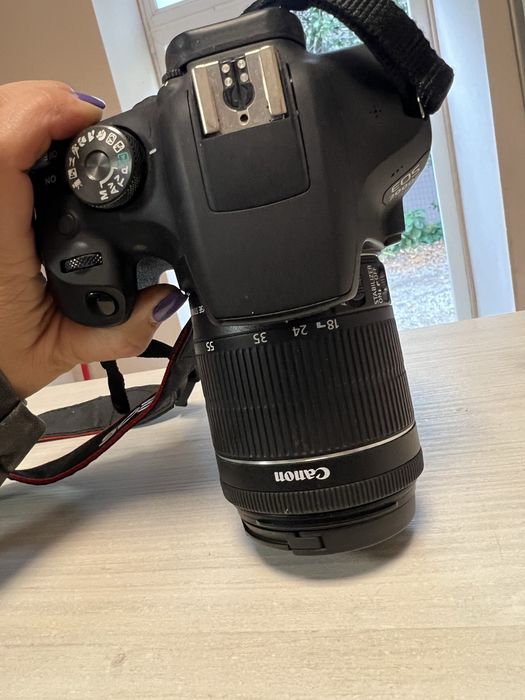 Canon 2000D + obiectiv 18-55 Efs
