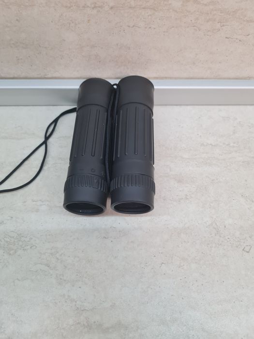 Бинокъл от Албинар