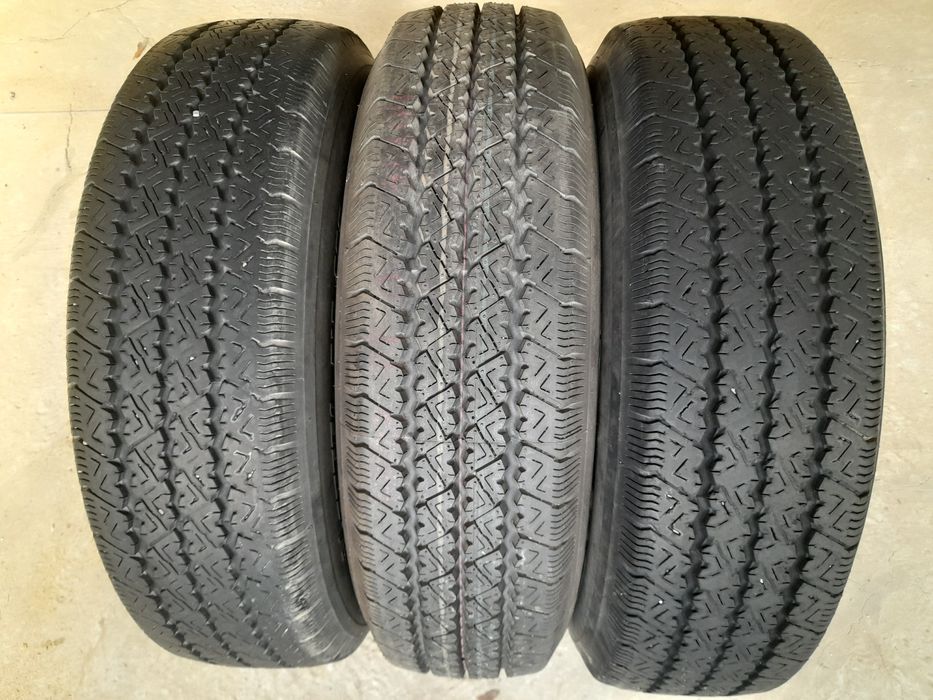 Летний шины Bridgestone 215/70/17,5