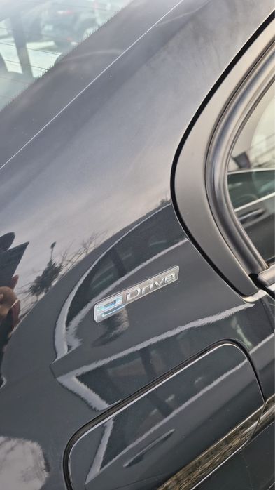 BMW 330e 2017 Plug-In Hybrid