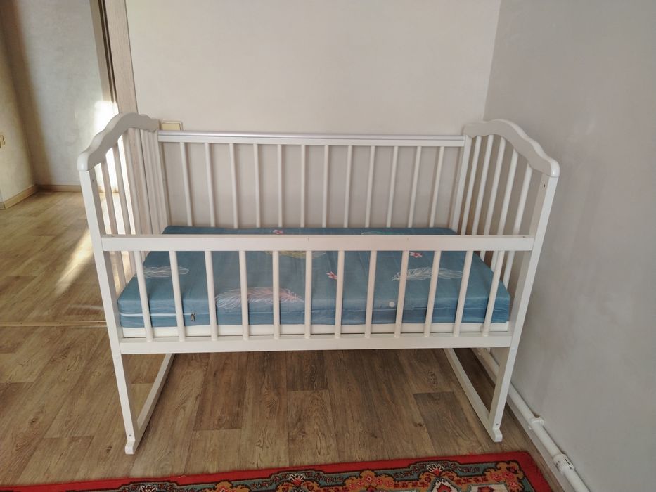 Продам детскую кровать