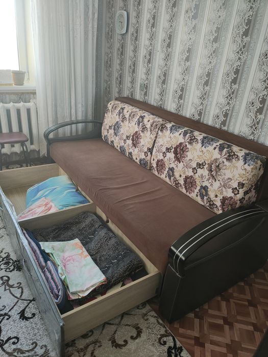 Продам раскладной диван