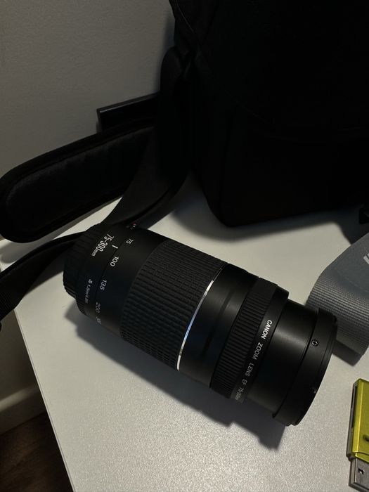 Камера Canon Rebel T6