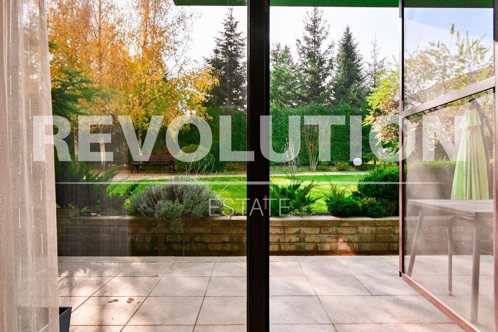 Дава се под наем Двустаен апартамент в София, Симеоново - 80 кв.м за 664 € - Снимка #9