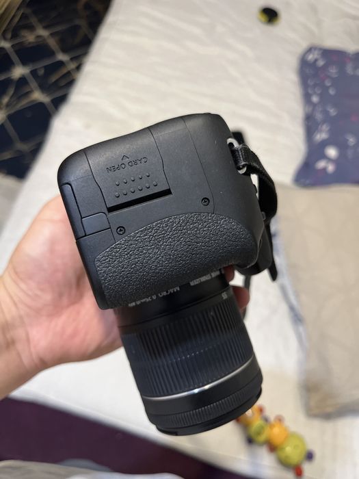 Canon 750D в отличном состояний