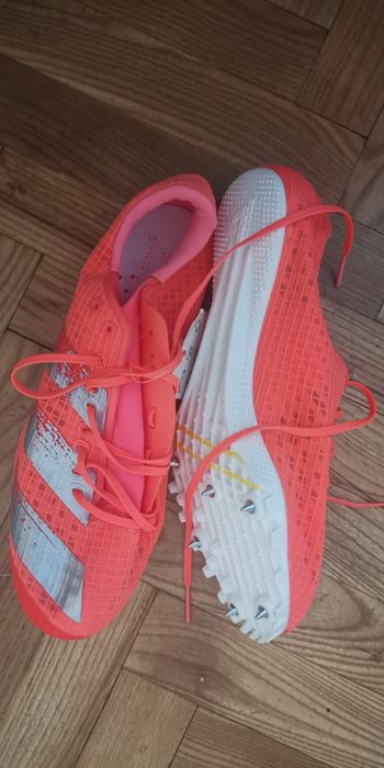 Нови, Оригинални Шпайкове Adidas, за спринт и средни бягания
