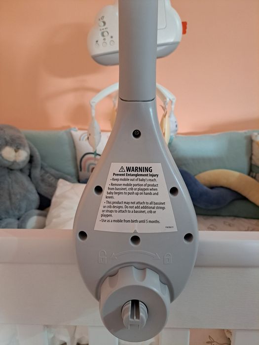 Музикална въртележка за кошара на Fisher price  2 в 1