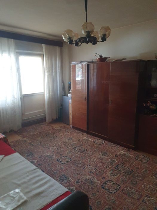 Apartament 3 camere,-64mp,zona Big Manastur