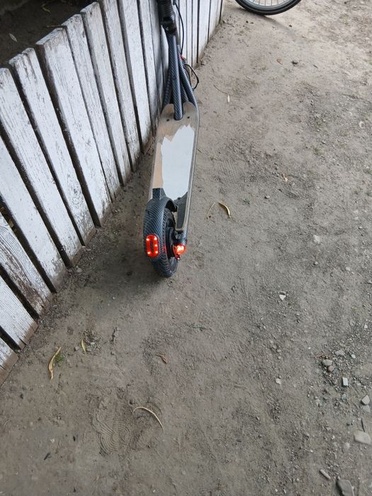 Se vând la pachet sau separat