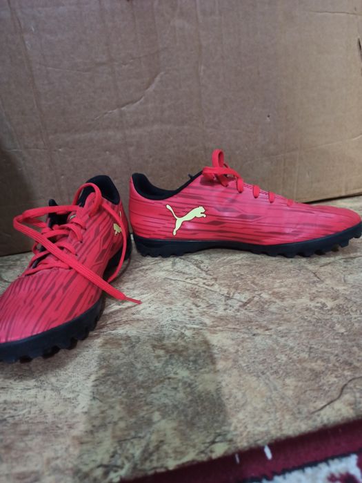 Продам бутсы оригинал Пума