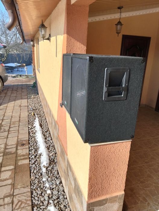 Bas activ ibitza sub 15a doar unu mai este