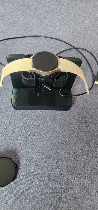 Поставка за часовници Samsung Galaxy