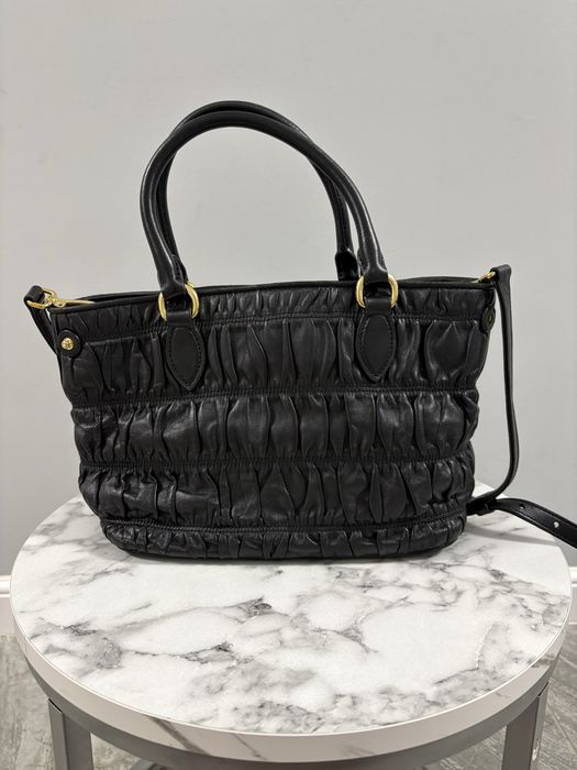 Geanta prada neagra