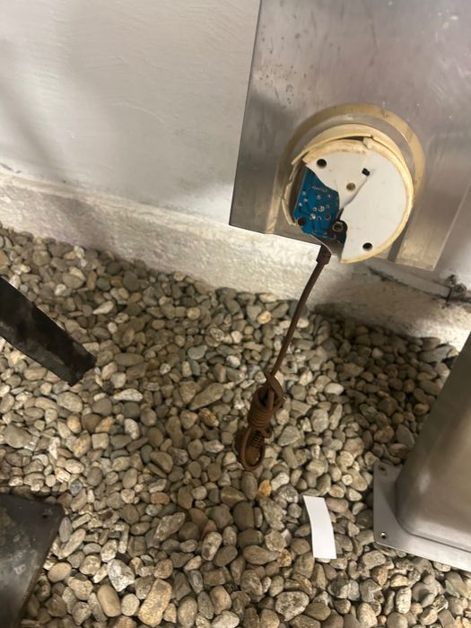 Vând chiuvetă inox carmangerie