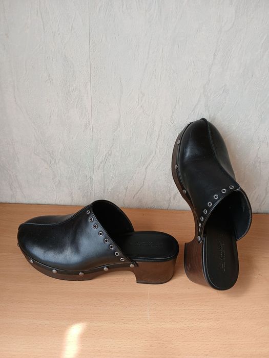Кожено сабо Pull&Bear