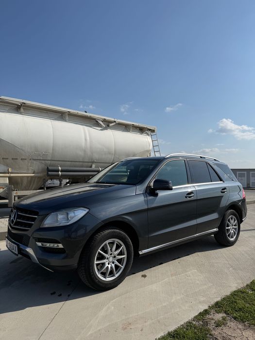 Mercedes Benz ML250