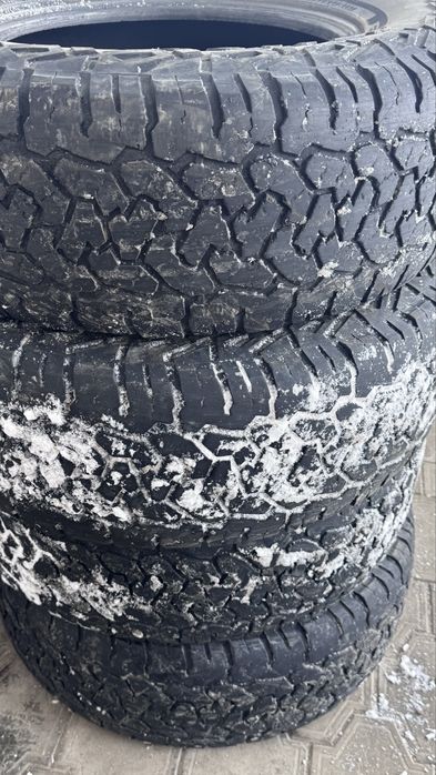 Лето резина. 265/70/17