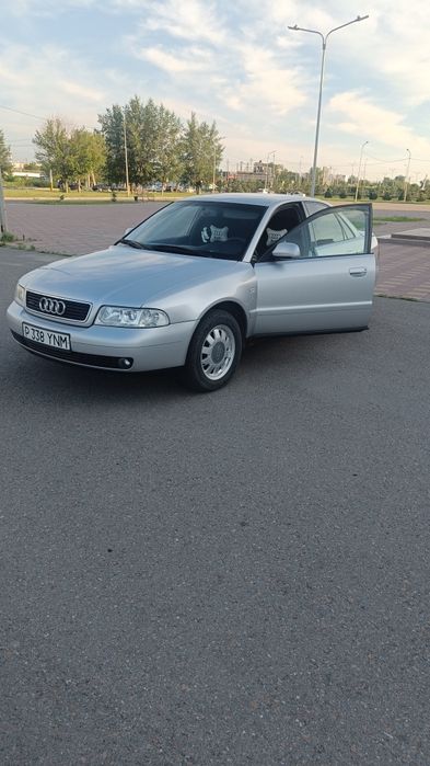 Ауди А4 б5 1999 г.