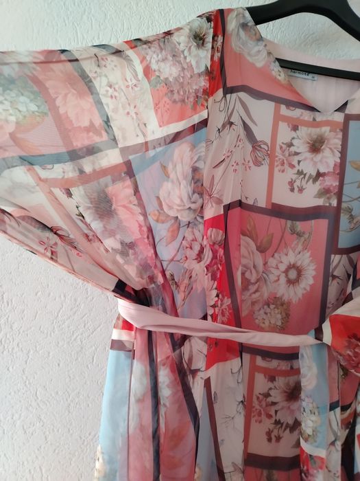 Rochie de vară, cu mâneci stil fluture, vaporoasă și lejeră