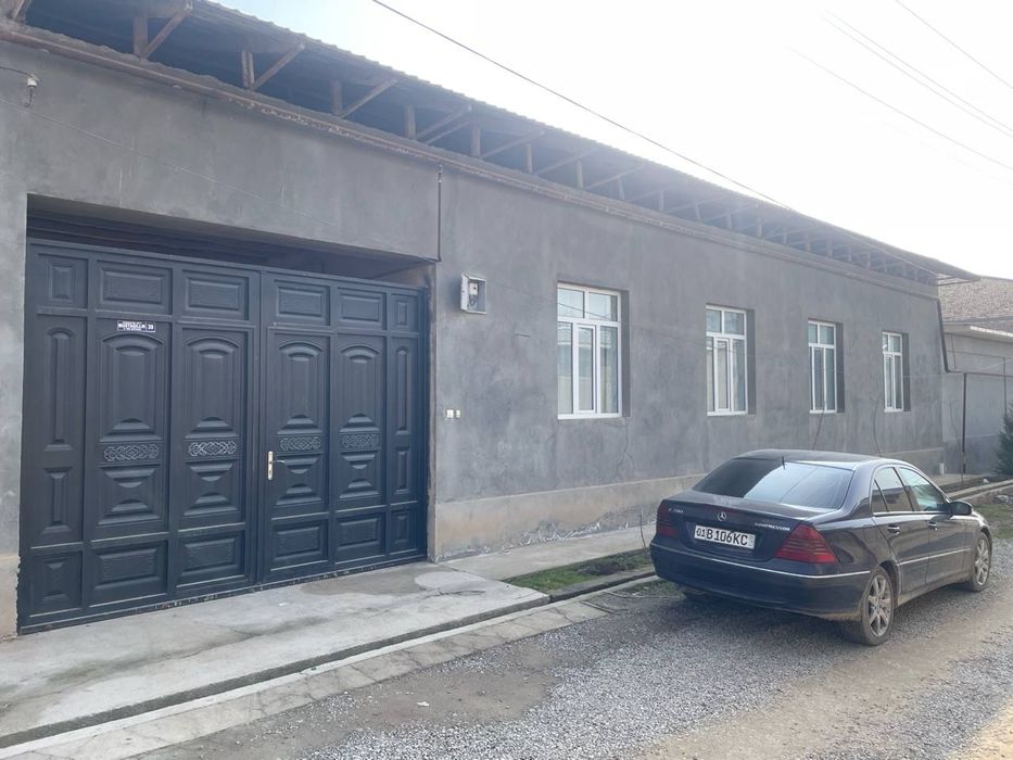 Toshkent tumani pabeda mahalasi 8 sotish 4 ta hona