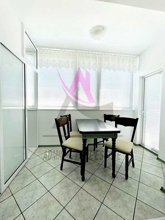 Дава се под наем Тристаен апартамент в Варна, Червен площад - 66 кв.м за 614 € - Снимка #1