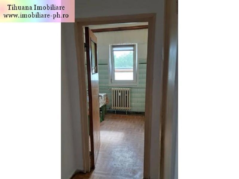 Apartament 3 camere de vanzare : Nord - (Cameliei)