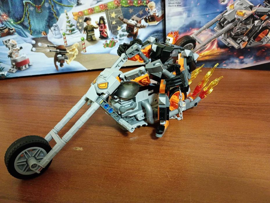 LEGO Star Wars Advent Calendar 2023 и Ghost Rider Mech & Bike