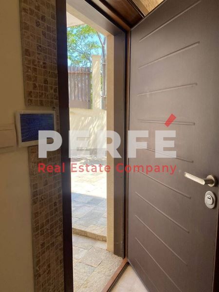 Продава се Къща в Созопол - 208 кв.м за 1000 €/кв.м - Снимка #8