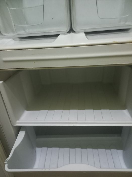 Холодильник б/у Самсунг