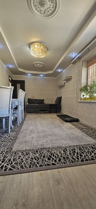 Продам 3 ком 6 мкр 11 дом