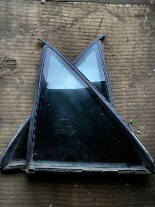 Боковые форточки Мерседес