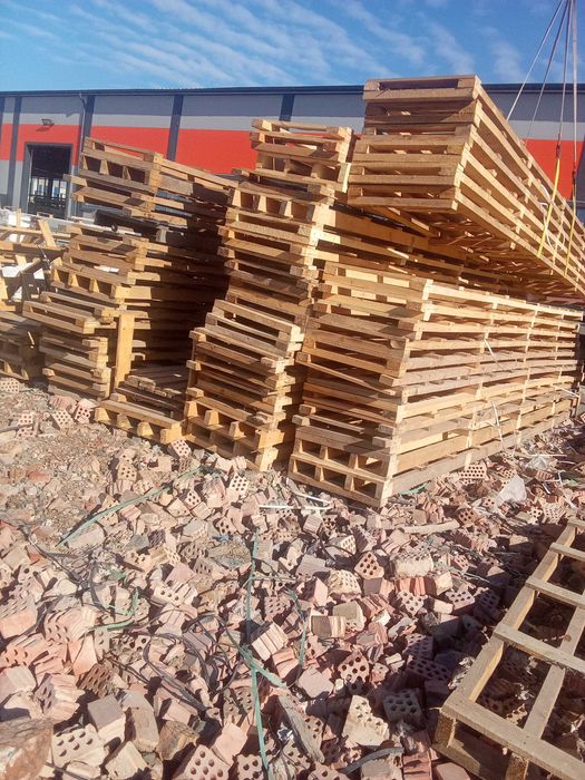 Продам Поддоны на разбор