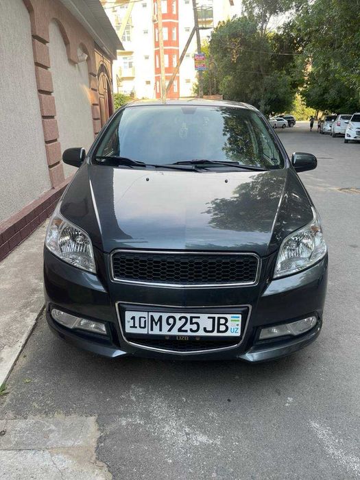 Ravon Nexia 3. Автомат