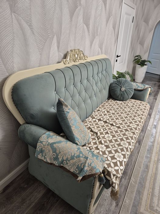 Продам 2 Дивана с креслам