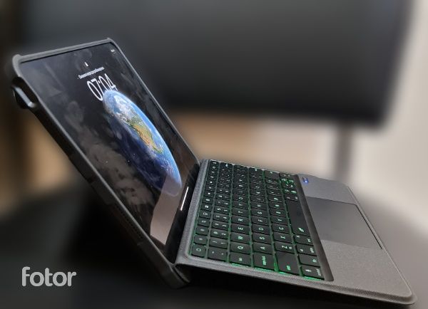 Чехол-клавиатура для iPad 11" M4 Pro