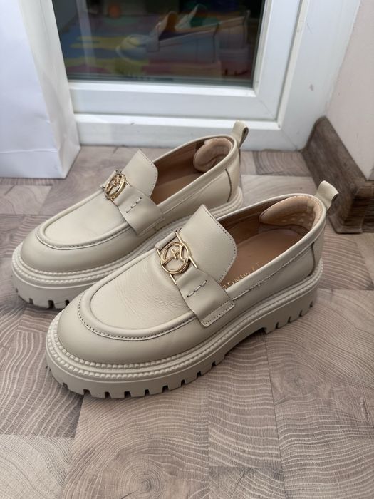 Лоуфъри Eva Minge