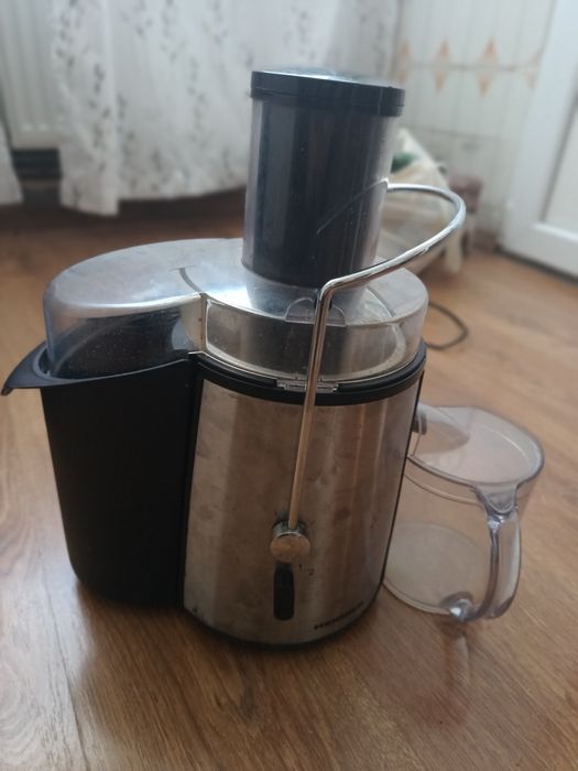 Storcător de fructe și legume Heinner