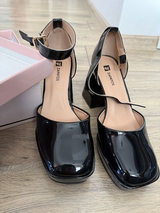Обувки на висок ток Zapatos 38 размер