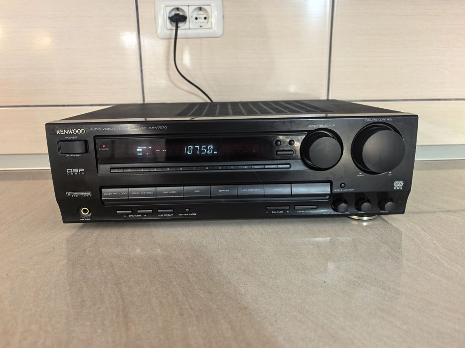 Amplificator Kenwood KR V7070 statie amplituner 7 iesiri racire