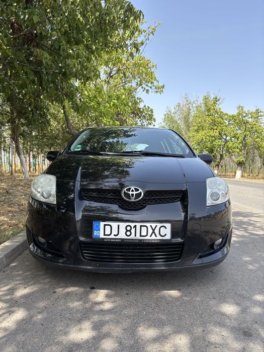 Vand Toyota Auris Pret negociabil