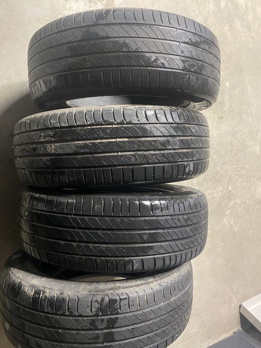 Продам шины в хорошем состояние