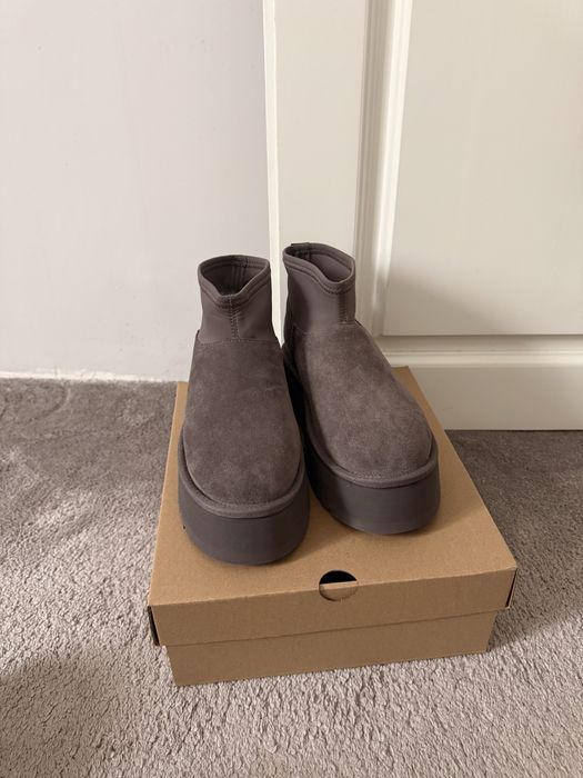 UGG classic mini dipper