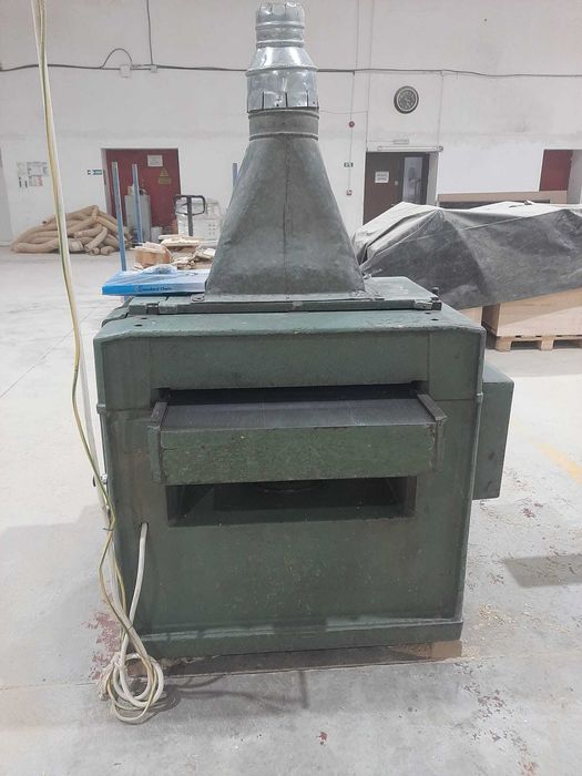 Masina de rindeluit in grosime