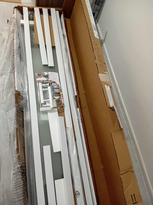 Usi culisante pentru duș