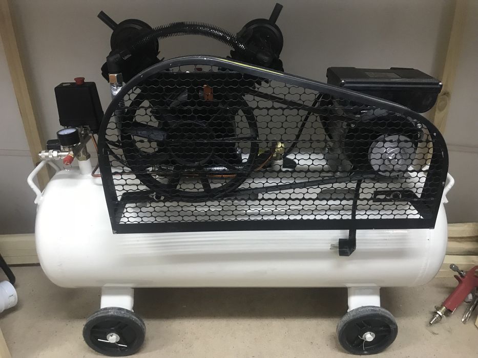 Генератор на 220 и на 380 .