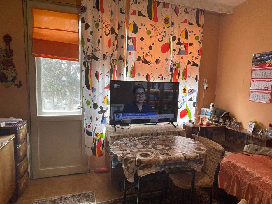 Собственик продава тухлен многостаен центъра - в гр. Айтос