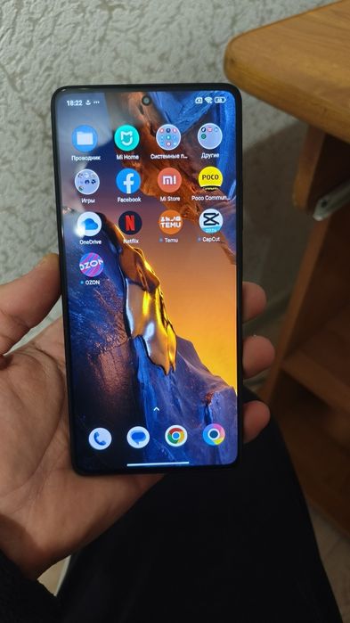 Продам телефон poco f5 256 гб